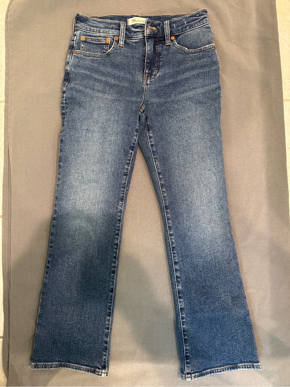 Madewell Women's Blue Denim Jeans - Mid Rise Kick Out Jeans Size 25 - Picture 2 of 5